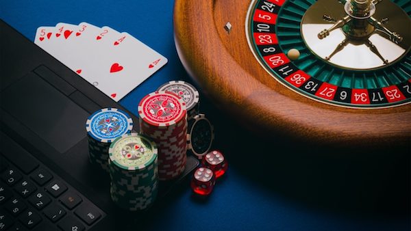 Como retirar dinero de casinos online